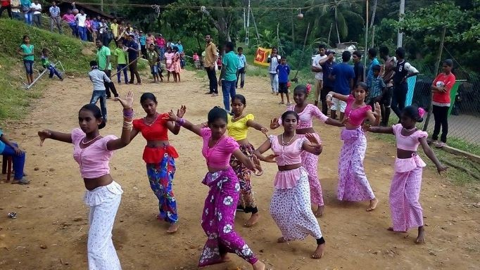 festival dancers